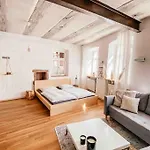 In Maison De Grès Apartment *